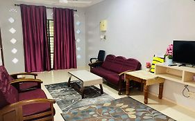 Zr Homestay Chukai Kemaman With 3 Bedroom